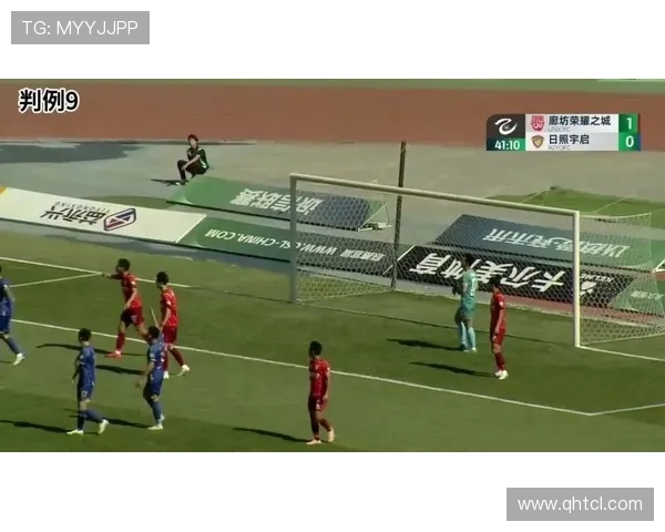 16岁足球天才在训练场遭遇不幸警方介入调查引发社会关注